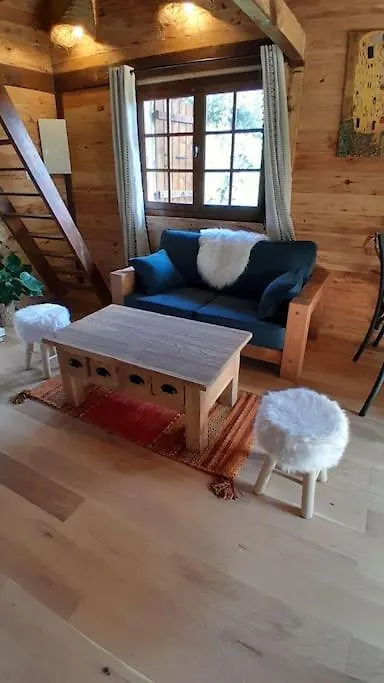 Petit Chalet Authentique La Blonniere