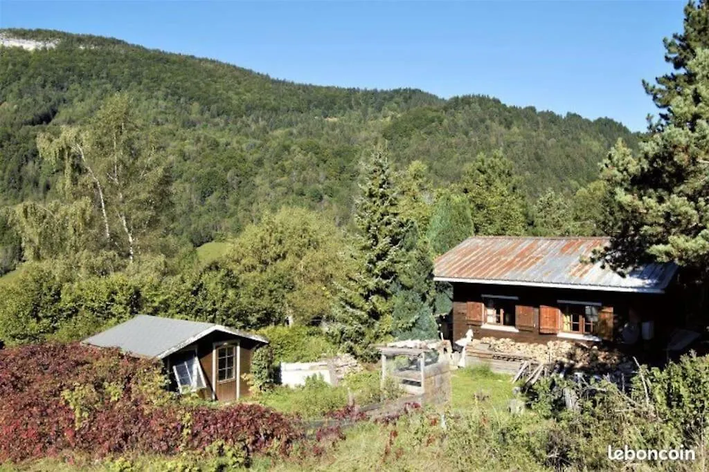 Petit Chalet Authentique La Blonniere 0*,  France