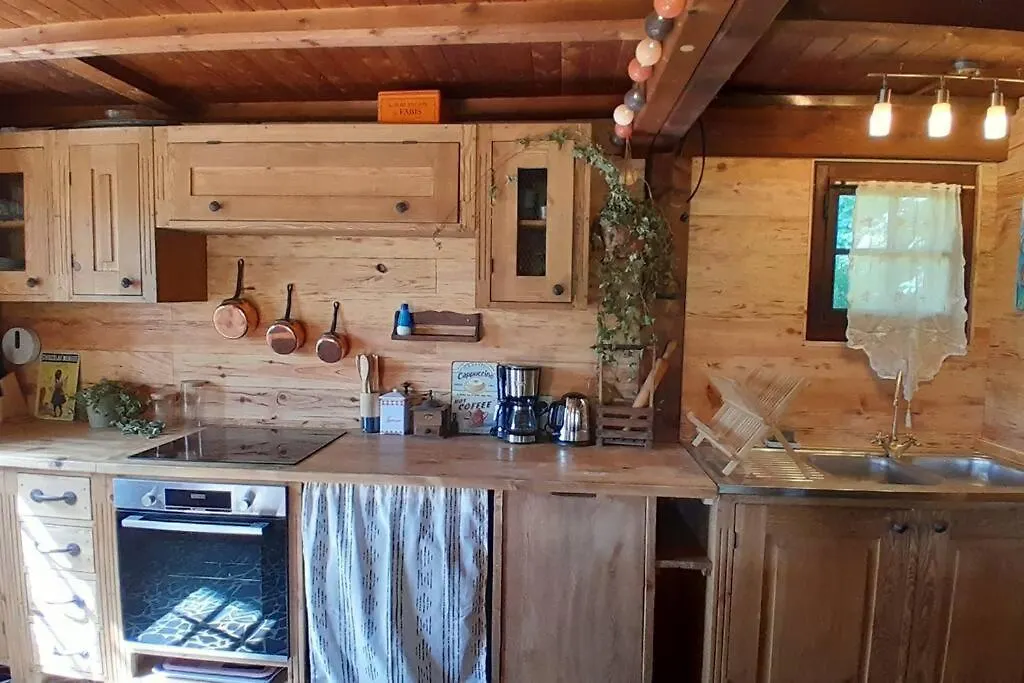 Petit Chalet Authentique La Blonniere France